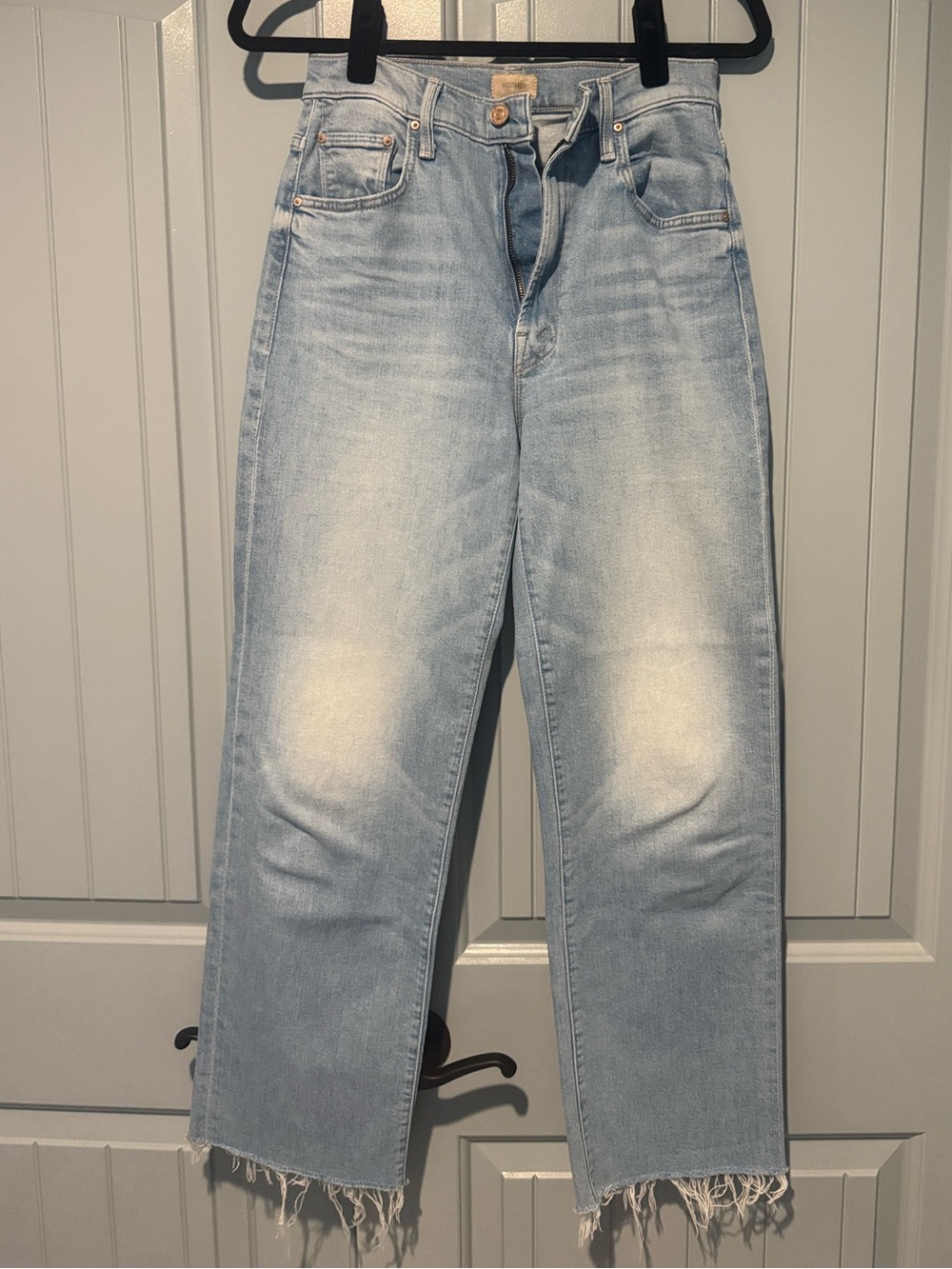 Mother Denim the Rambler Zip Flood with raw hem size 26